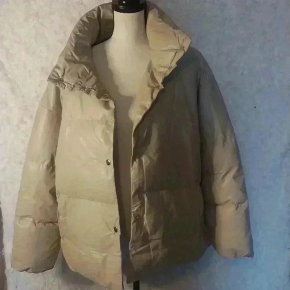 Women’s Taupe Puffer Coat Size XL - Picture 2 of 8